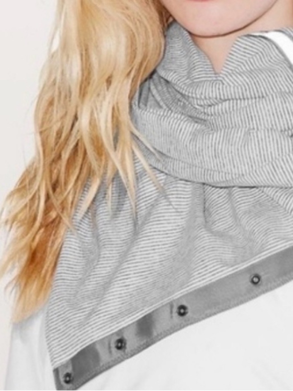 lululemon athletica gray and white stripe infinity scarf
